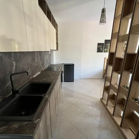 Cozy Near The Sea Apartment Vlore